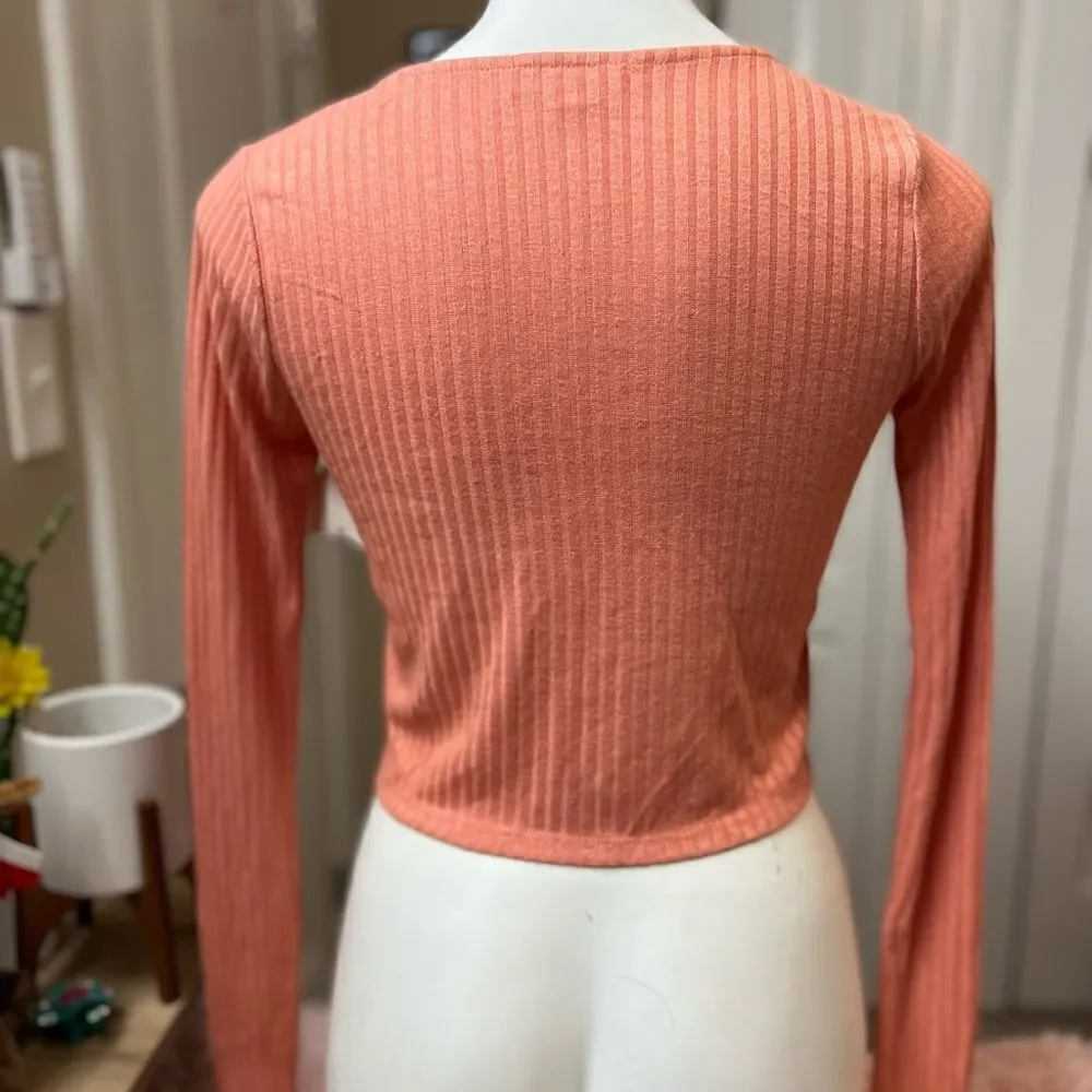 Long sleeve top